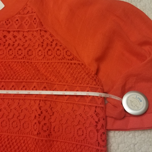 Top - Picture 2 of 2